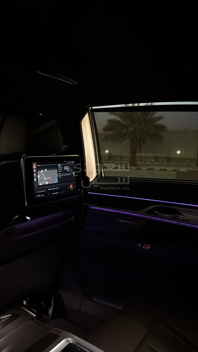 2022 بي ام دبليو الفئة السابعة 730 إل أي