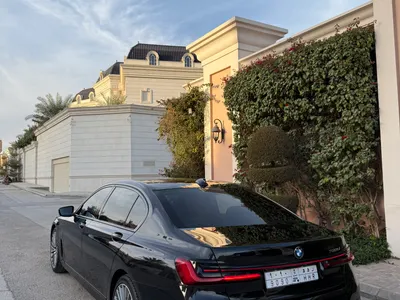 2022 بي ام دبليو الفئة السابعة 730 إل أي