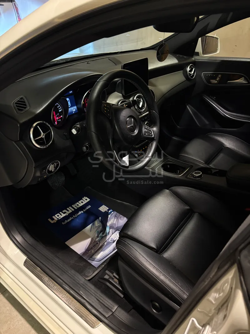 2017 مرسيدس - بنز سي إل أي