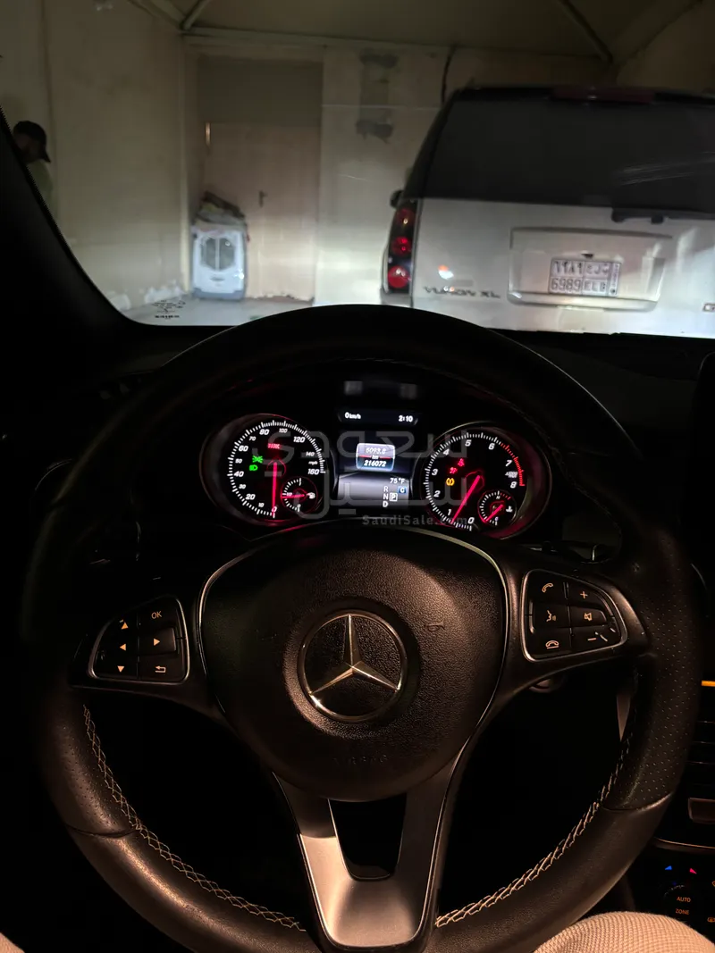 2017 مرسيدس - بنز سي إل أي