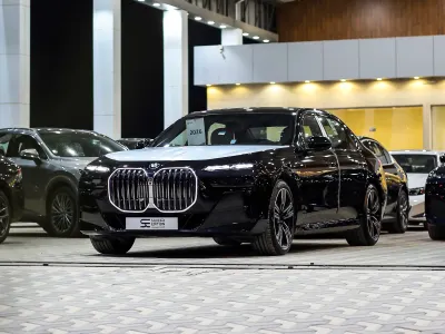 2026 بي ام دبليو الفئة السابعة 735أي