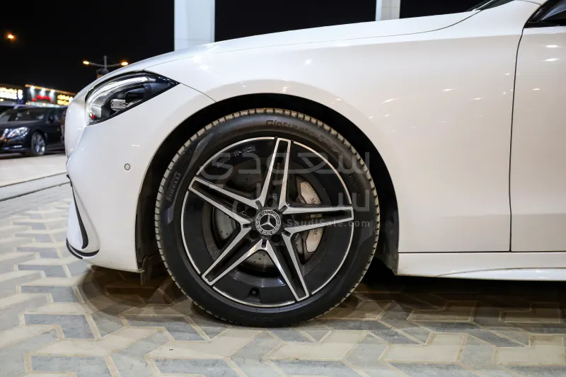 2024 مرسيدس - بنز سي 200