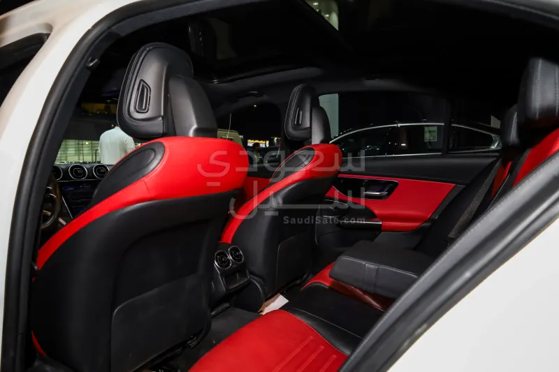 2024 مرسيدس - بنز سي 200