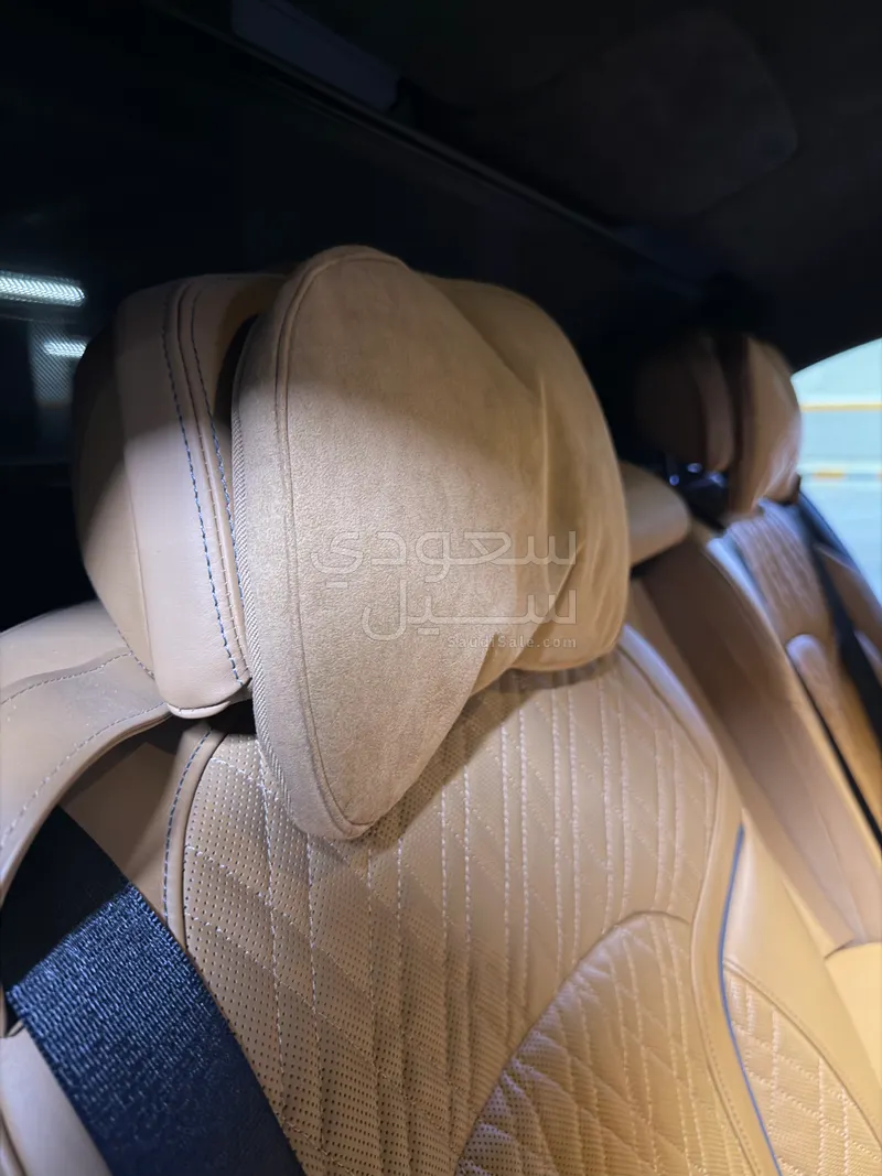 2021 بي ام دبليو الفئة السابعة 740 إل أي