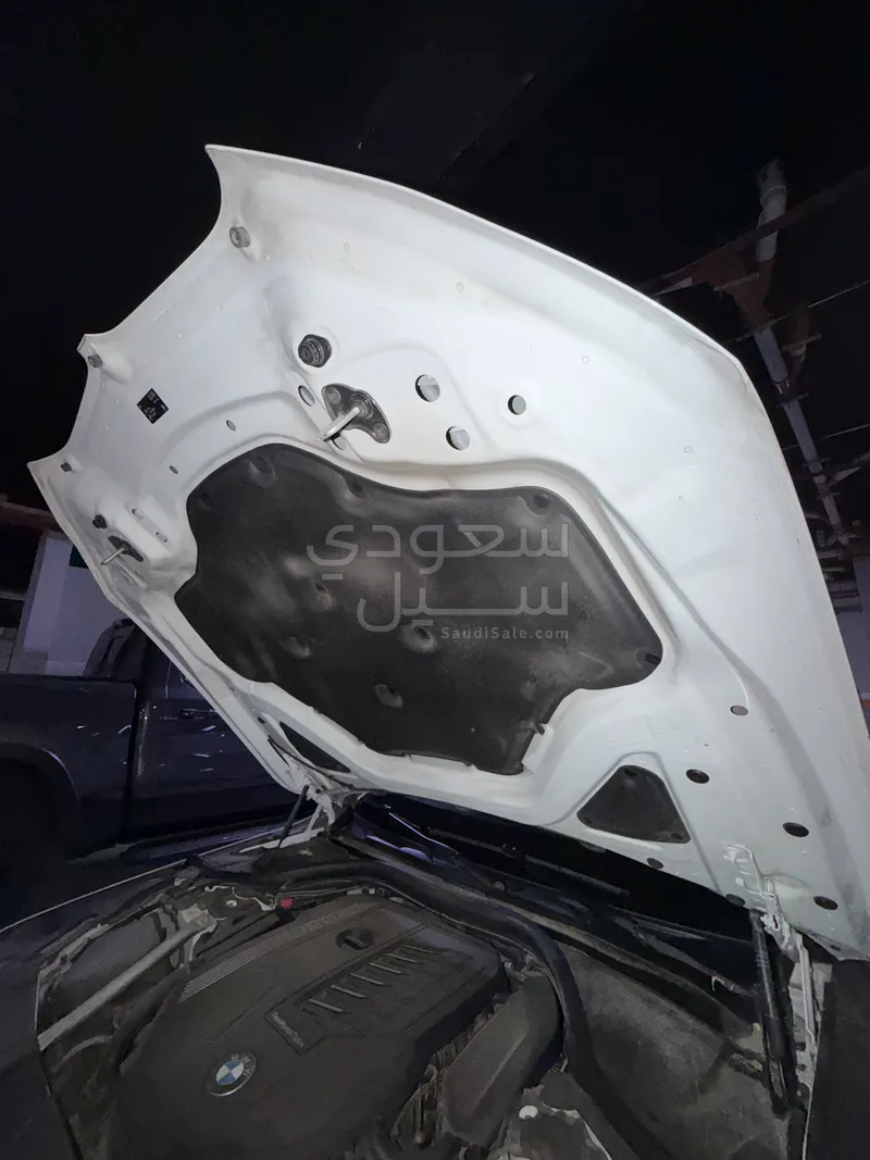 2021 بي ام دبليو الفئة السابعة 740 إل أي