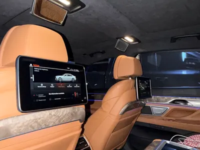 2021 بي ام دبليو الفئة السابعة 740 إل أي