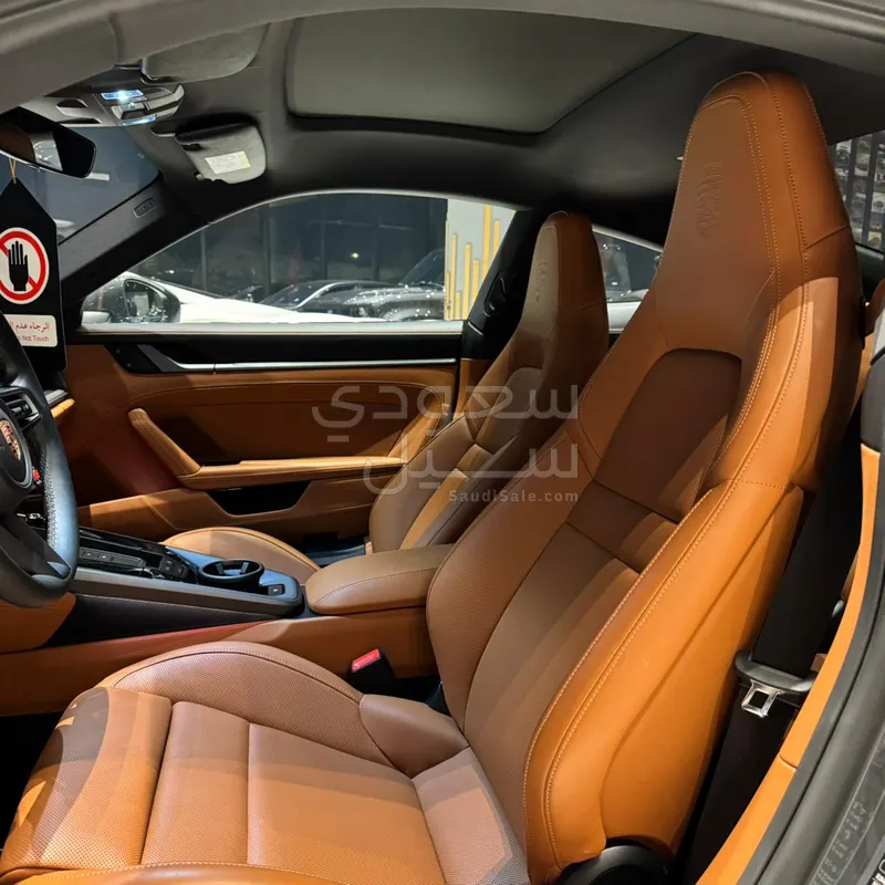 2026 بورش 911 كاريرا اس