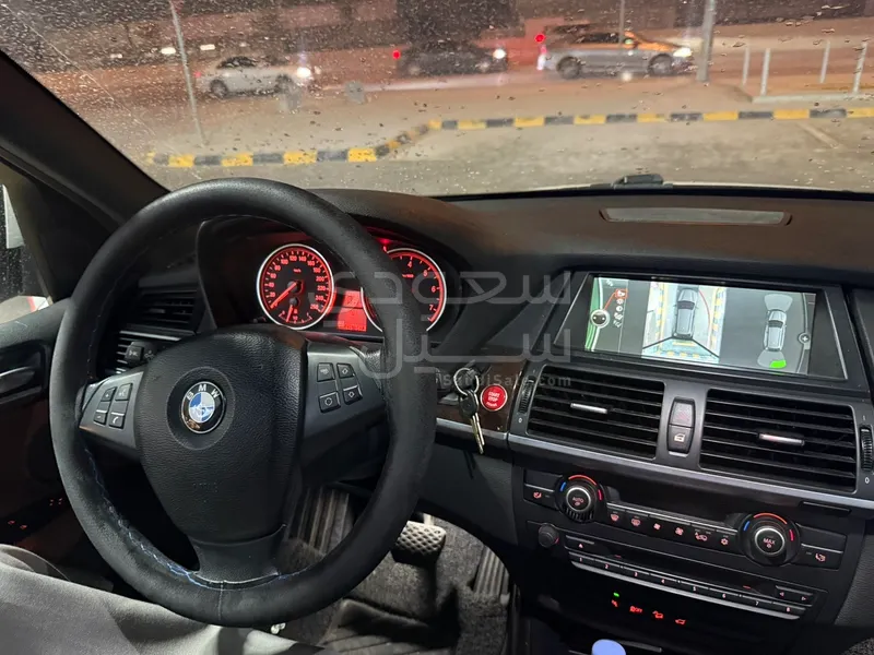 2013 بي ام دبليو الفئة اكس 5