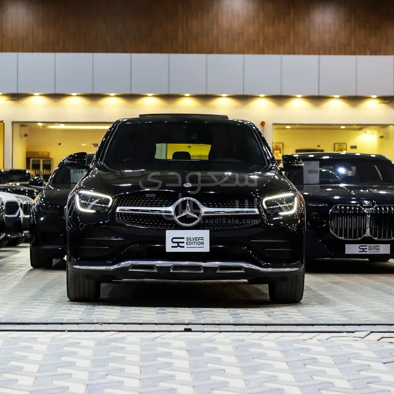 2021 مرسيدس - بنز جي إل سي 200