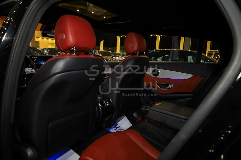 2021 مرسيدس - بنز جي إل سي 200