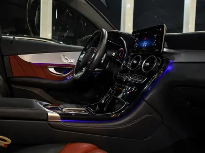 2021 مرسيدس - بنز جي إل سي 200