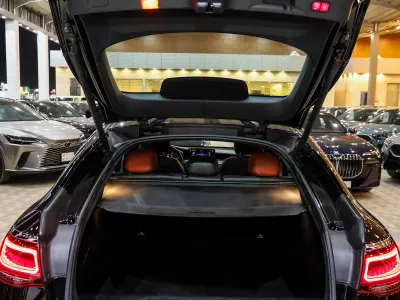 2021 مرسيدس - بنز جي إل سي 200