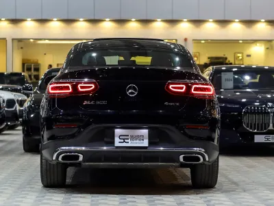 2021 مرسيدس - بنز جي إل سي 200