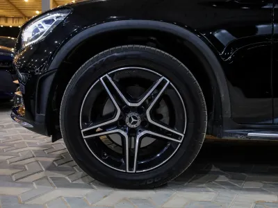 2021 مرسيدس - بنز جي إل سي 200