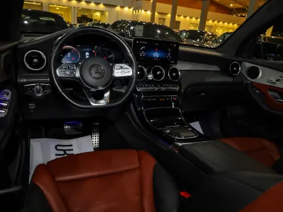 2021 مرسيدس - بنز جي إل سي 200