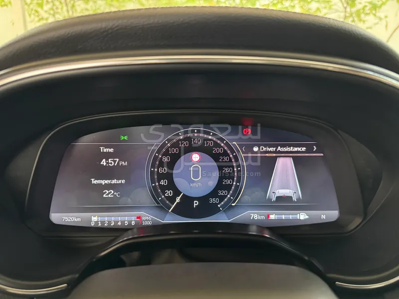 2022 كاديلاك سي تي 5 في بلاك وينج