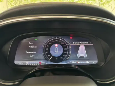 2022 كاديلاك سي تي 5 في بلاك وينج