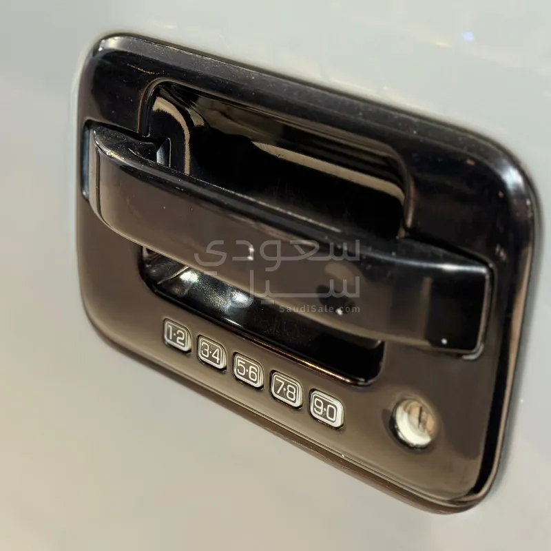 2014 فورد اف 150 اس في تي رابتر