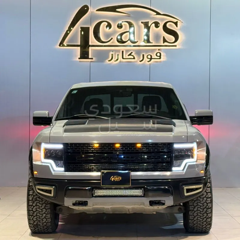 2014 فورد اف 150 اس في تي رابتر