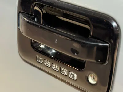 2014 فورد اف 150 اس في تي رابتر