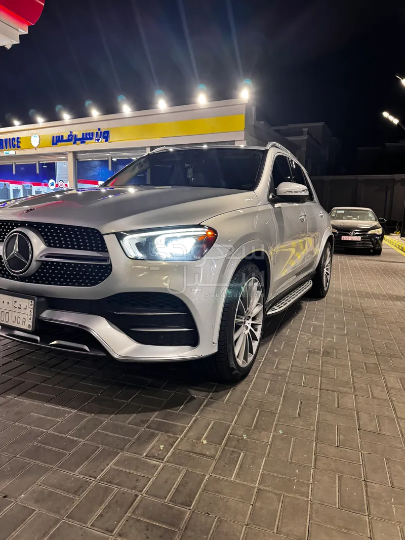 2021 مرسيدس - بنز جي إل إي 350