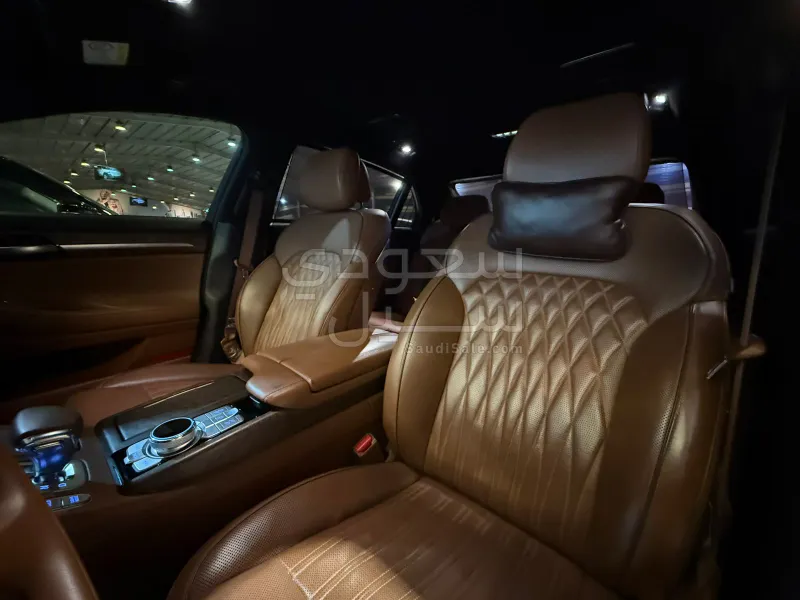 2021 جينيسيس جي 90