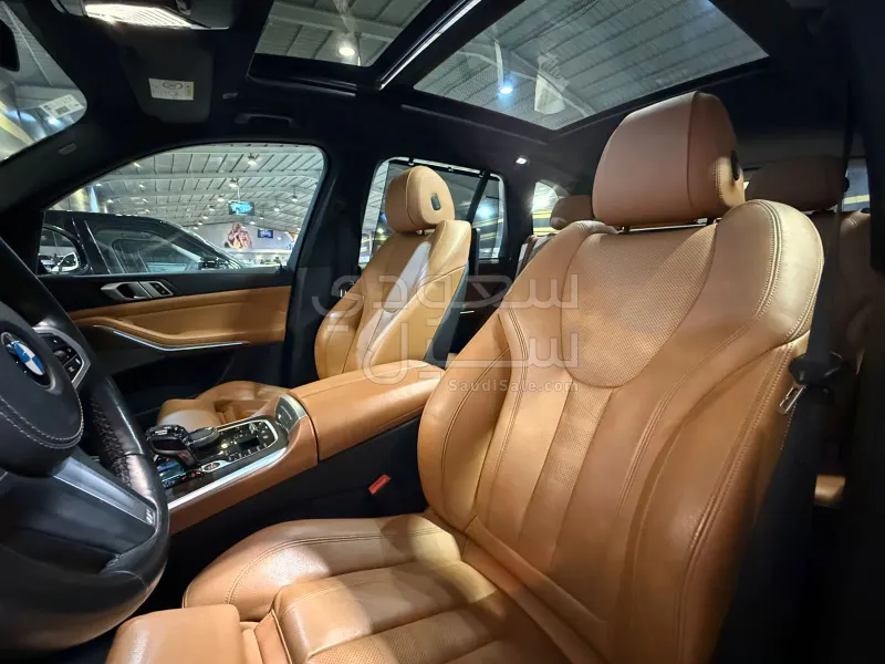 2019 بي ام دبليو الفئة اكس 5 إم كت