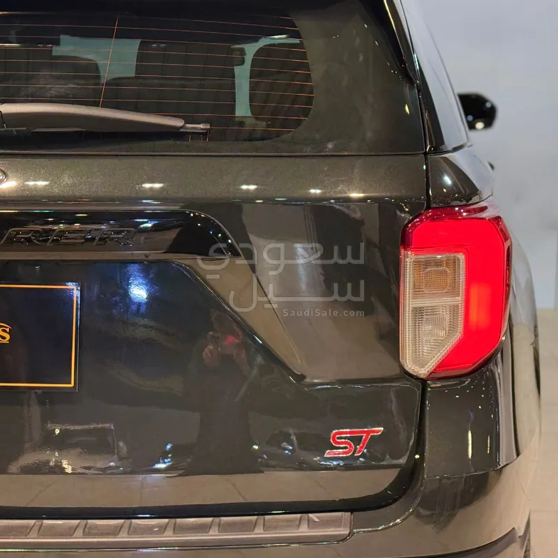 2023 فورد اكسبلورر بلاتينوم