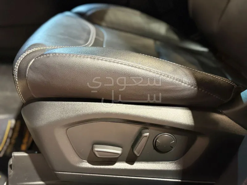 2023 فورد اكسبلورر بلاتينوم