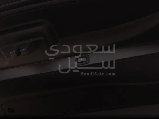 2022 لاند روفر رينج روفر اتش اس اي