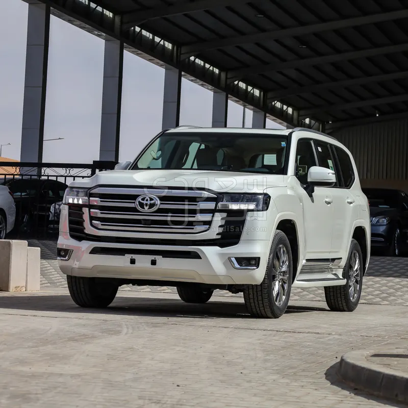 2024 تويوتا لاند كروزر جي اكس ار4