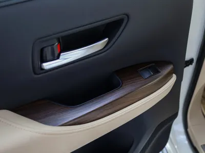 2024 تويوتا لاند كروزر جي اكس ار4