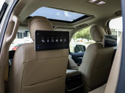 2024 تويوتا لاند كروزر جي اكس ار4