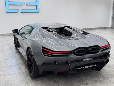 2024 لمبرجيني ريفويلتو