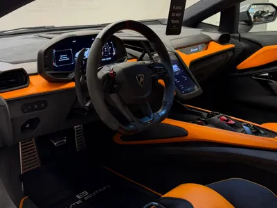 2024 لمبرجيني ريفويلتو