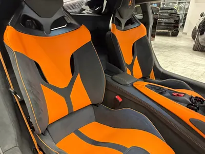 2024 لمبرجيني ريفويلتو