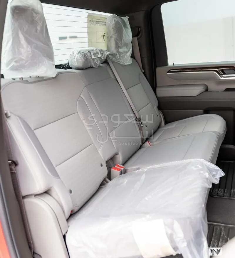 2025 جي ام سي سييرا اتش دي 2500