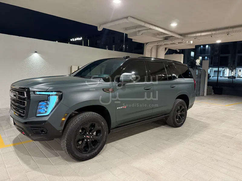 2025 جي ام سي يوكون اي تي 4