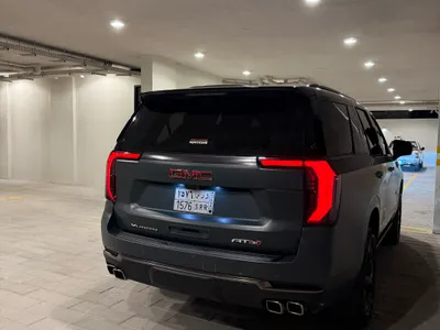 2025 جي ام سي يوكون اي تي 4