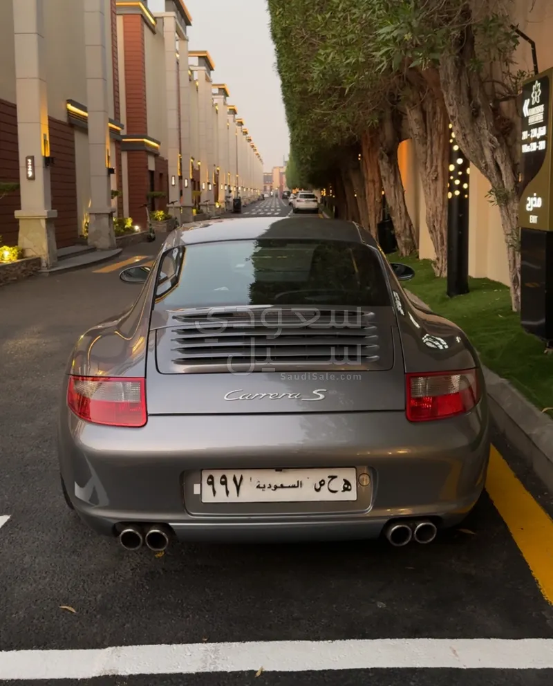 2005 بورش 911 كاريرا اس