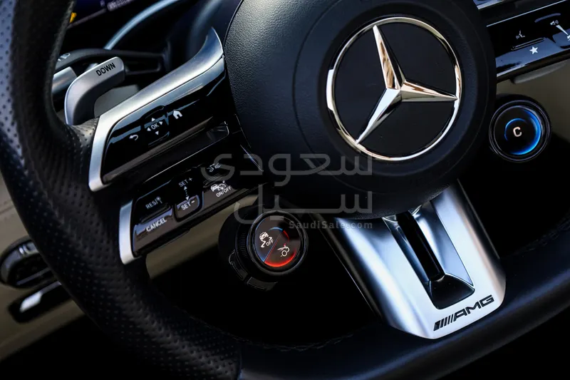 2022 مرسيدس - بنز إس إل 63 أي إم جي