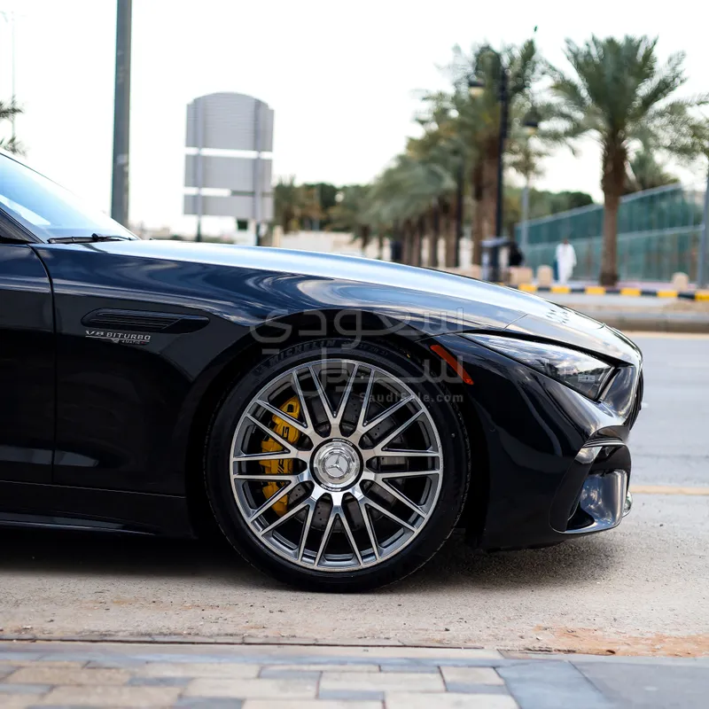 2022 مرسيدس - بنز إس إل 63 أي إم جي