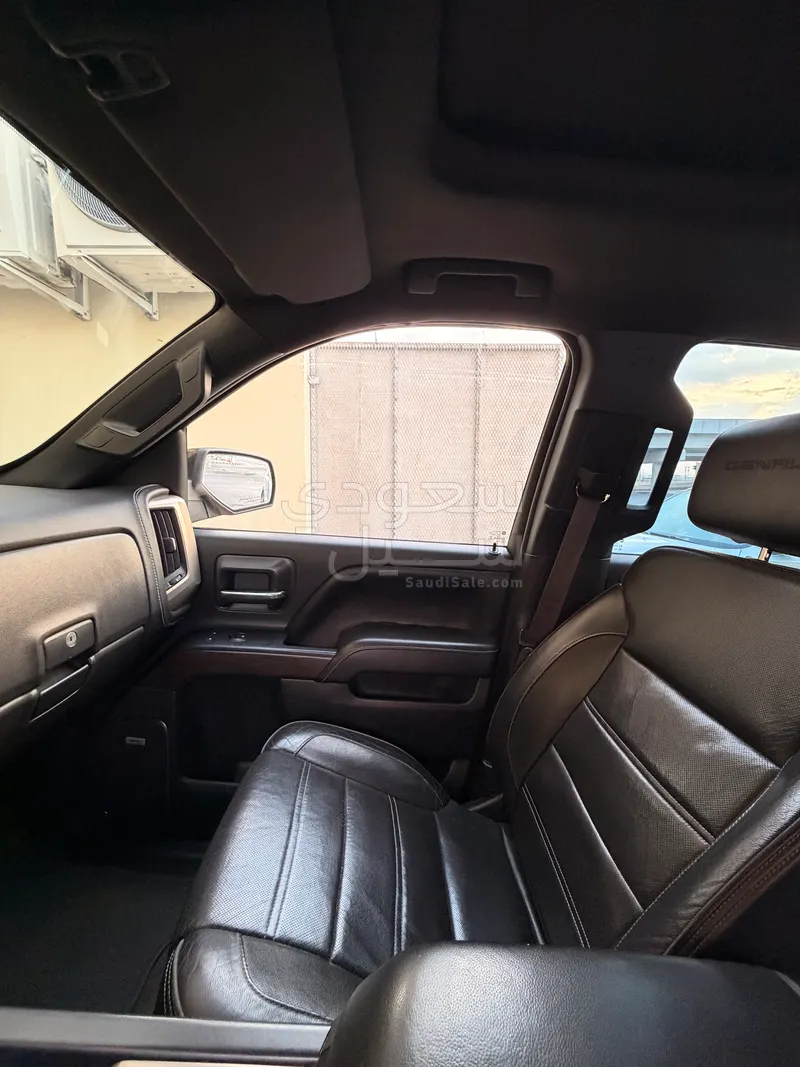 2017 جي ام سي سييرا دينالي