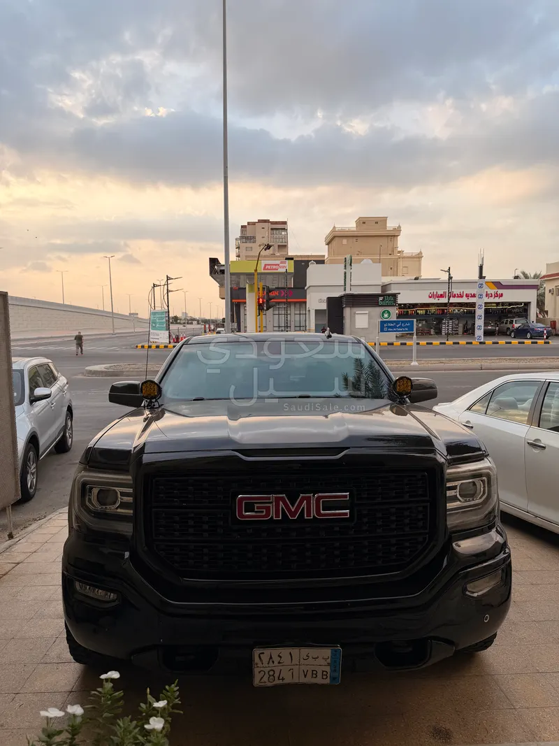 2017 جي ام سي سييرا دينالي