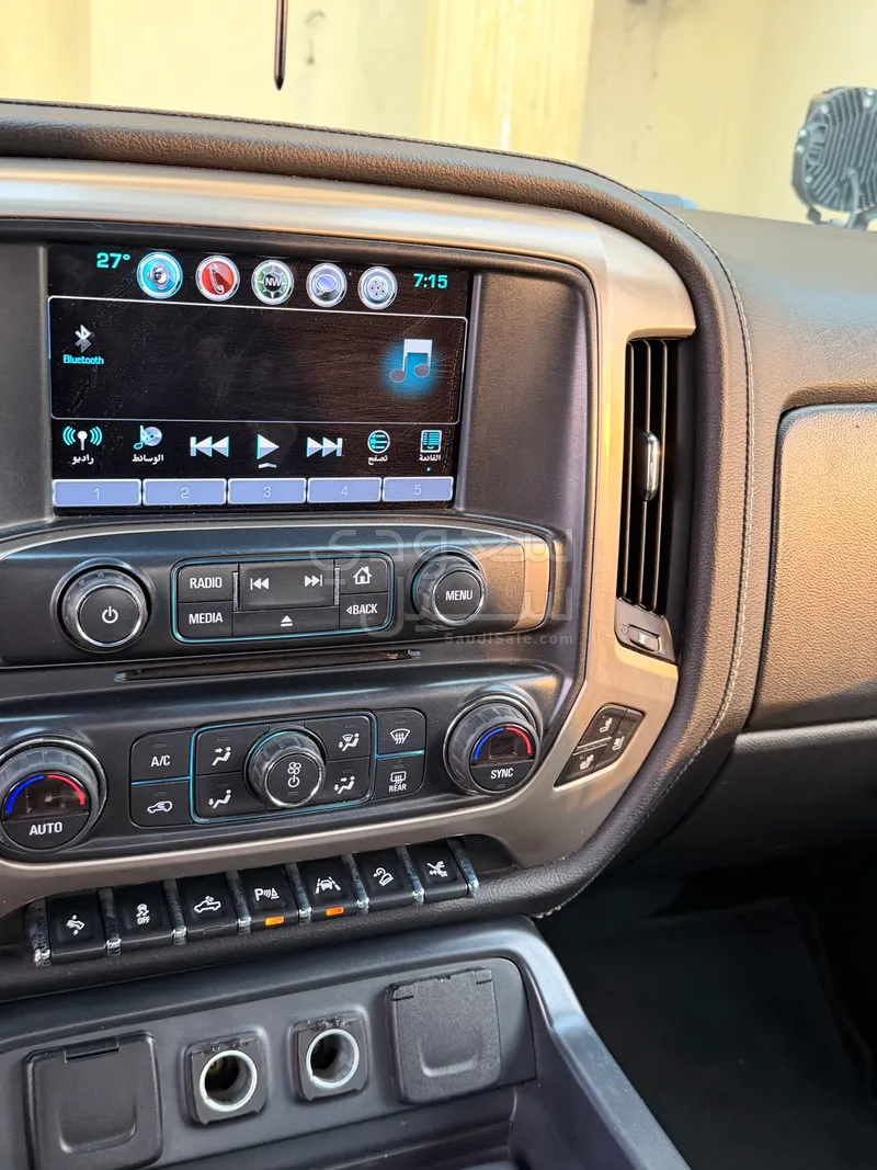 2017 جي ام سي سييرا دينالي