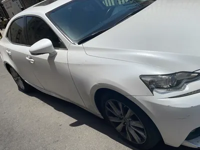 2015 لكزس آي إس 250