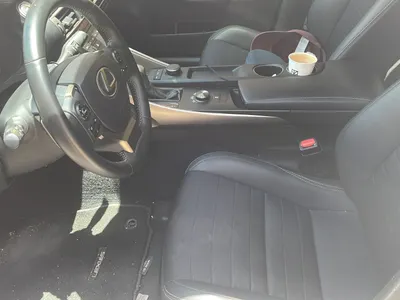 2015 لكزس آي إس 250