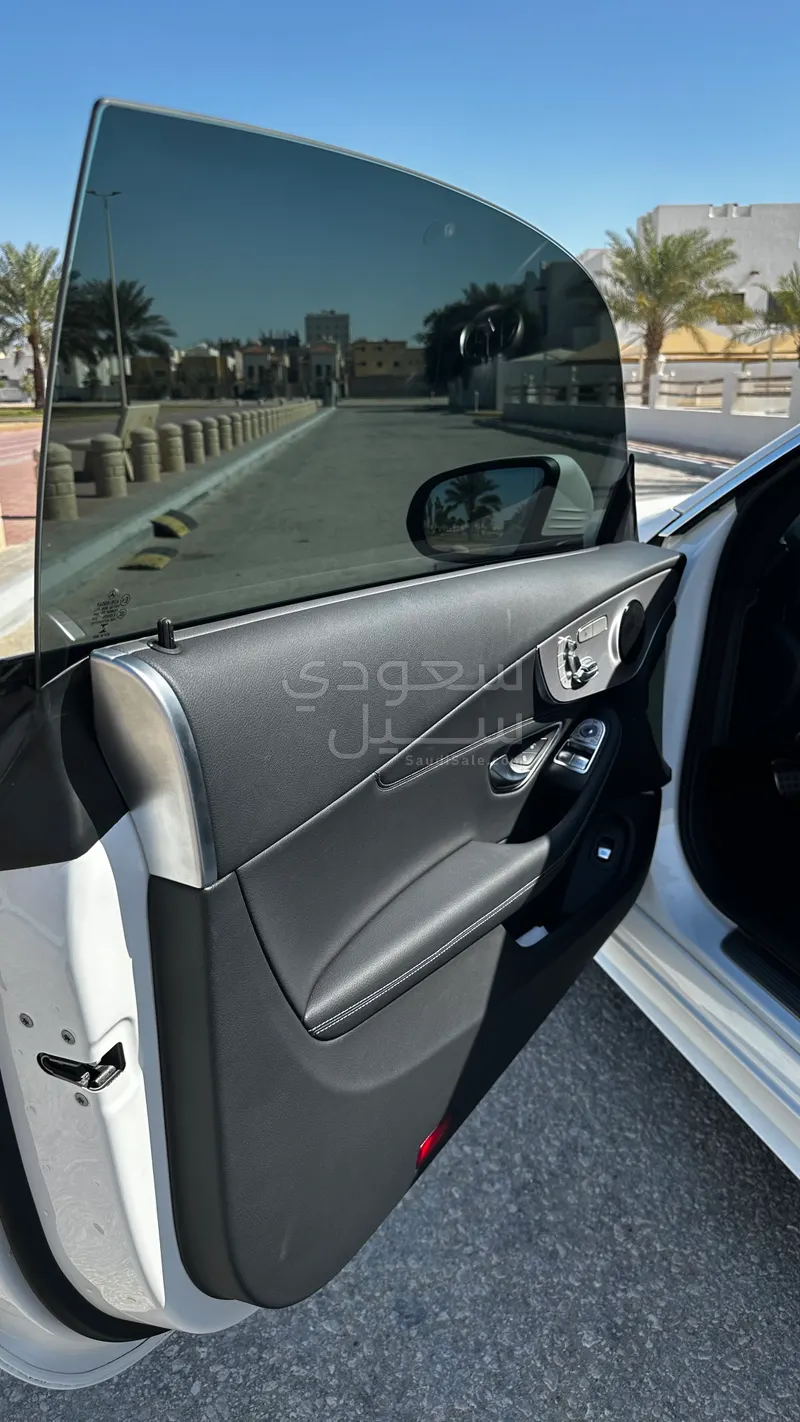 2021 مرسيدس - بنز سي 200 أي إم جي