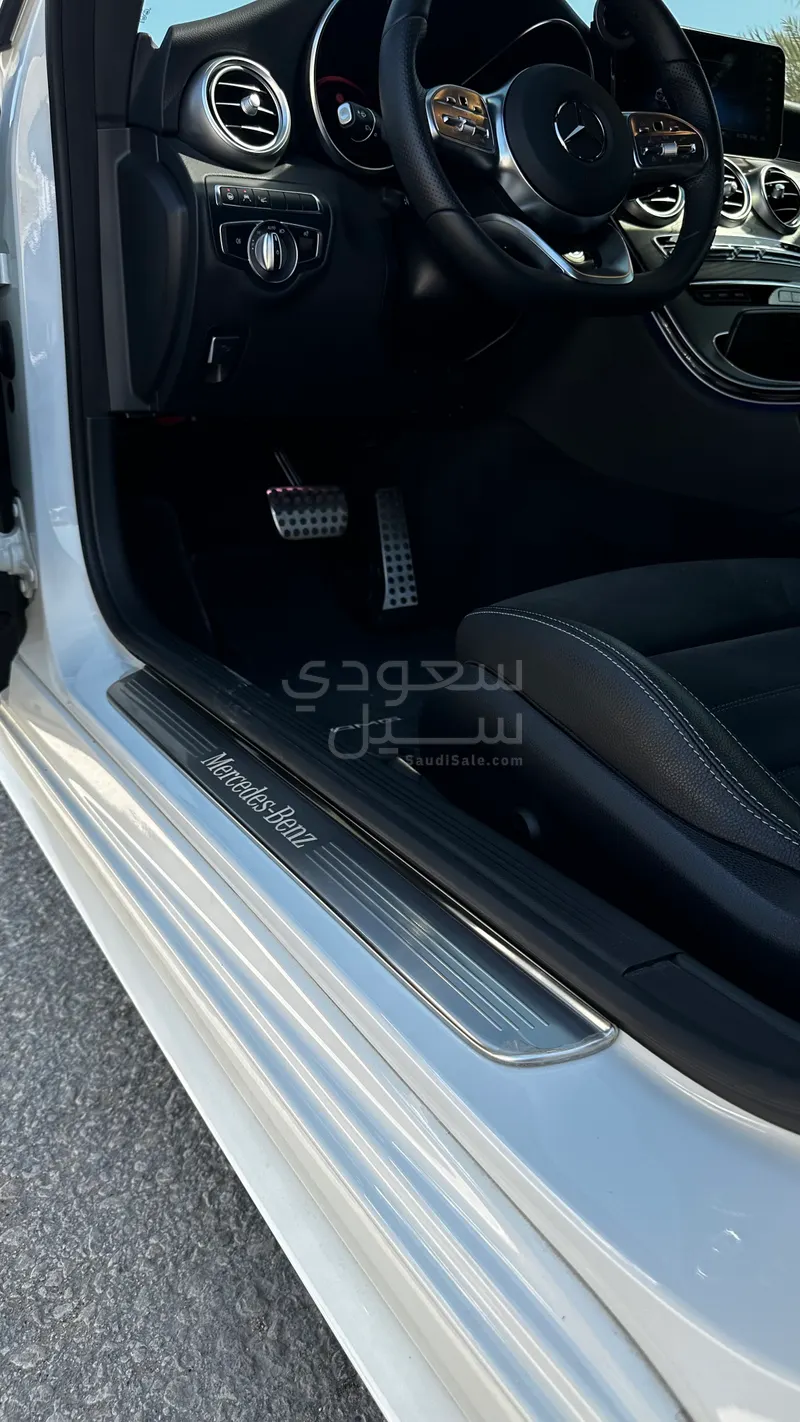 2021 مرسيدس - بنز سي 200 أي إم جي