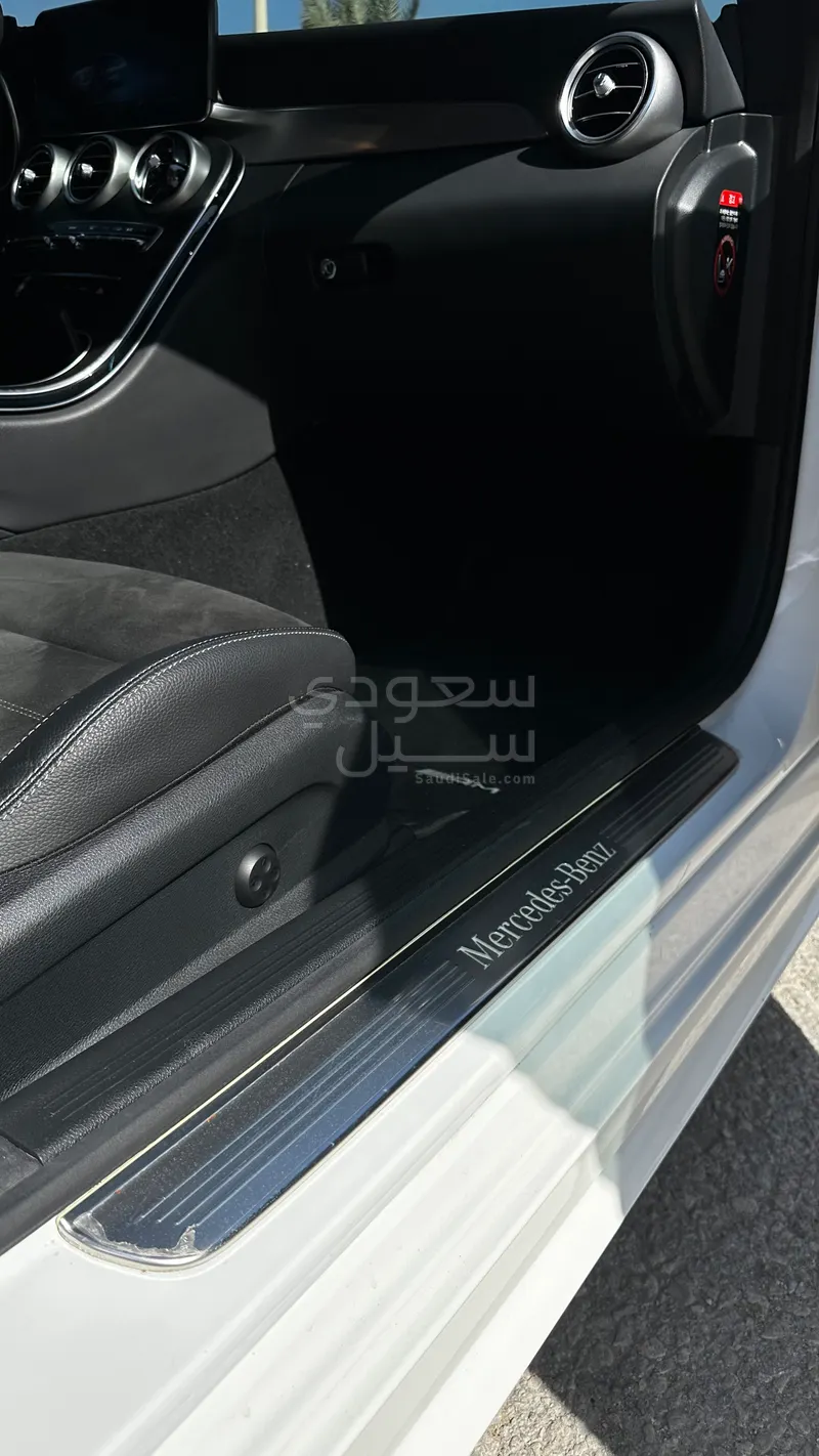 2021 مرسيدس - بنز سي 200 أي إم جي
